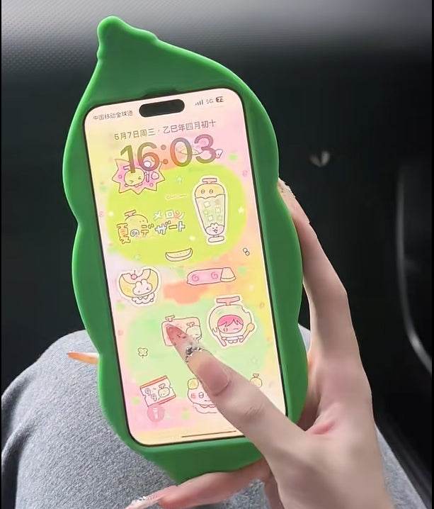 Cartoon three-dimensional cute pea pod phone case - Leokee case
