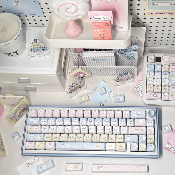 [In Stock] Chiikawa Dye Sublimation PBT MAO Profile Keycaps